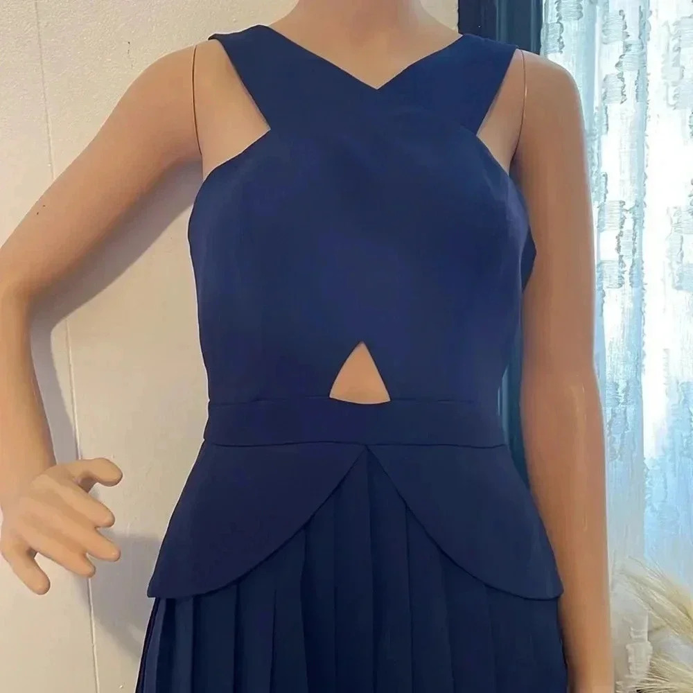 BCBG Cutout pleated peplum dress in navy blue New - Picture 6 of 13
